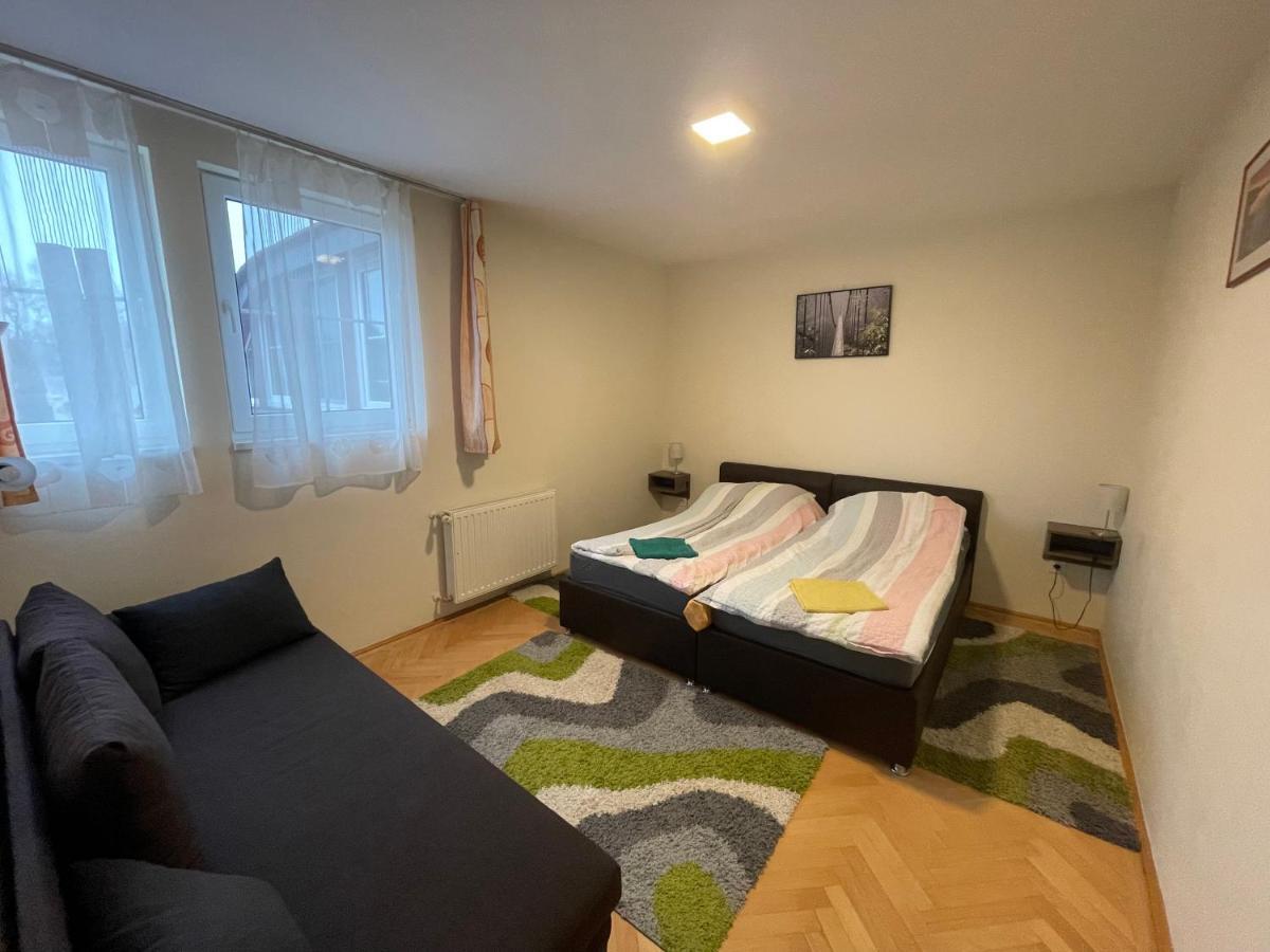 Kuenszler Apartmanhaz Zamárdi Εξωτερικό φωτογραφία